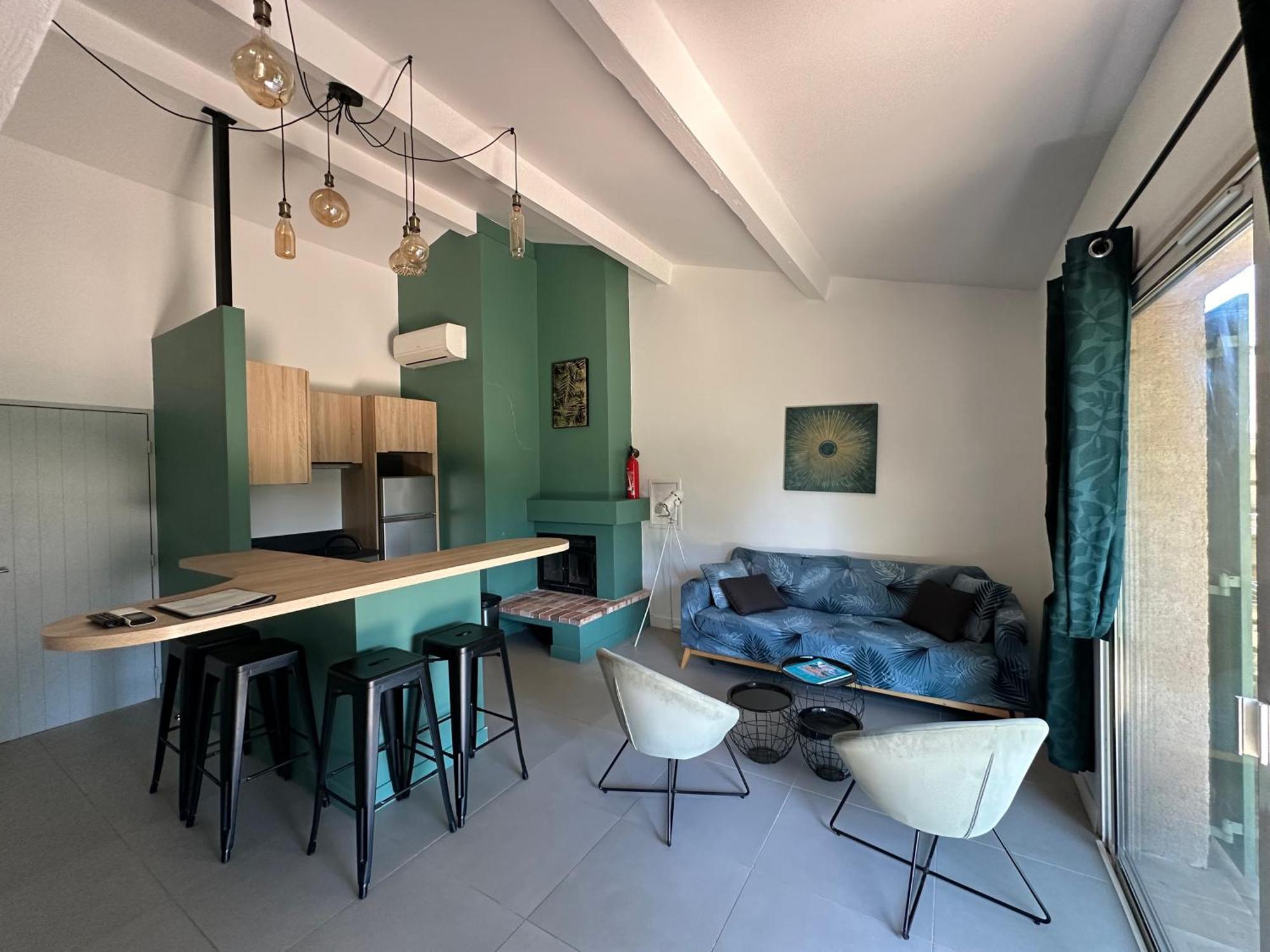 Charmant Appartement T2 Au Coeur Des Vignes Cogolin Εξωτερικό φωτογραφία
